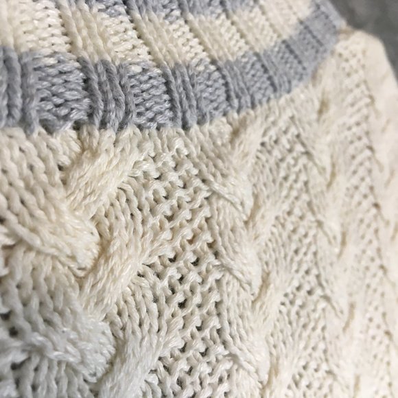 Lauren Ralph Lauren Sweater S M Preppy Cable Knit Blue Ivory V Neck Cuffed Braid - Picture 9 of 11